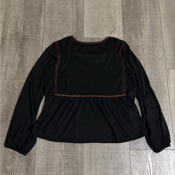 🖤Double D Ranch Black Blouse with Colorful Embroidery🖤 - Picture 3 of 3